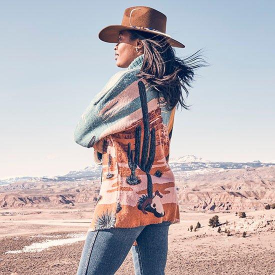 Western on sale wear women