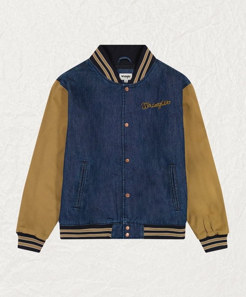 EXPLOREZ LES VESTES