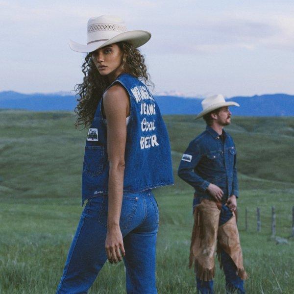 Women's Western Snap Shift Dress in White