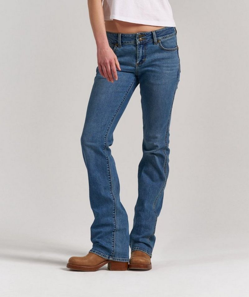 LOW RISE BOLD BOOT