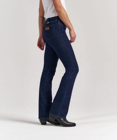 BOOTCUT