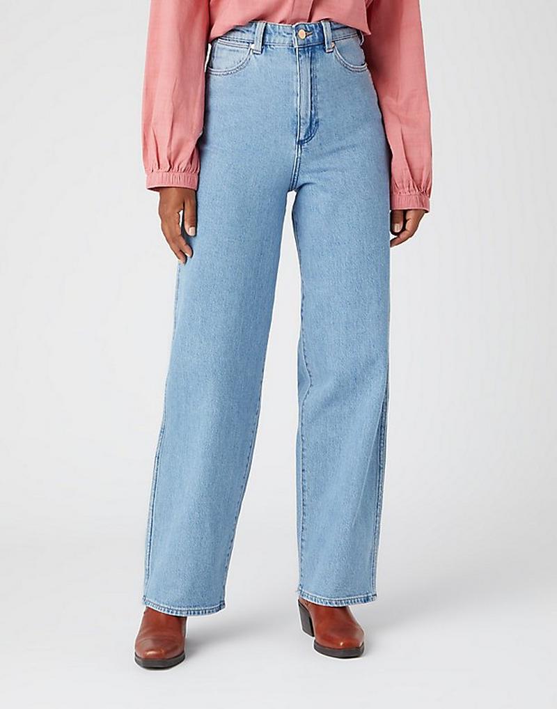 LOOSE FIT