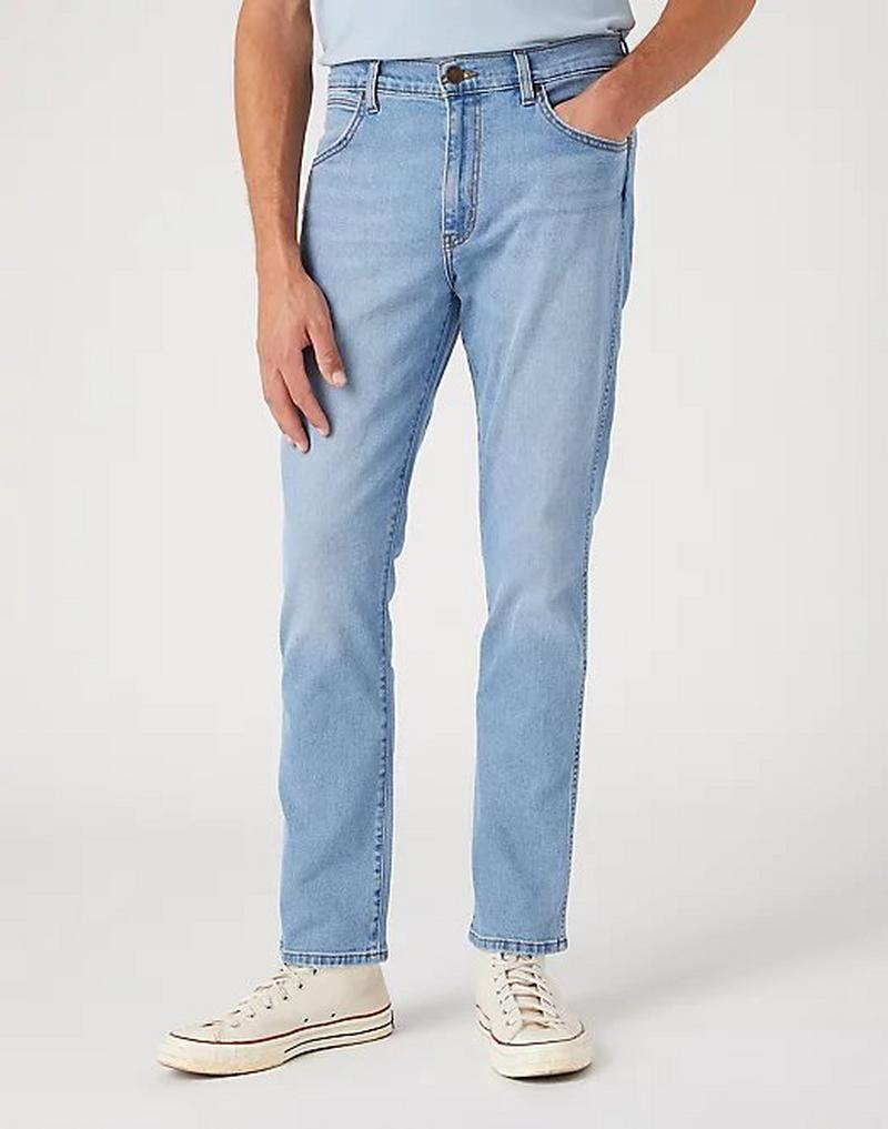 Wrangler Official Store UK | Denim Jeans and Clothing