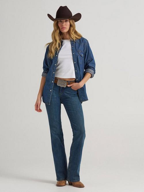 Woman Wearing Wrangler Ultimate Riding Jean Q-Baby
