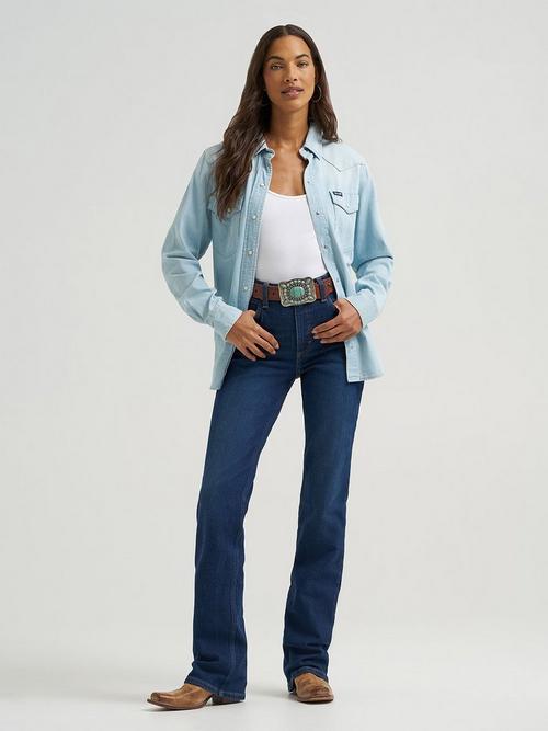 Women wearing Wrangler Riding Jeans