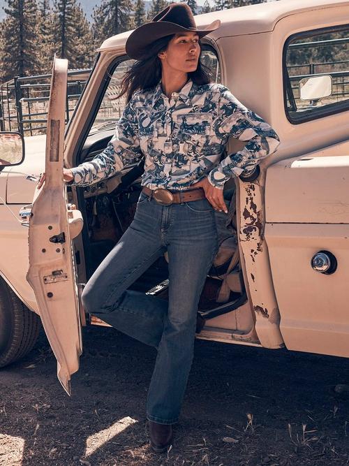 Women wearing Wrangler Bespoke jeans